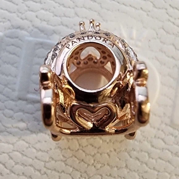 Brand New Disney x Pandora Cinderella Sparkling Carriage Charm - Picture 2 of 16